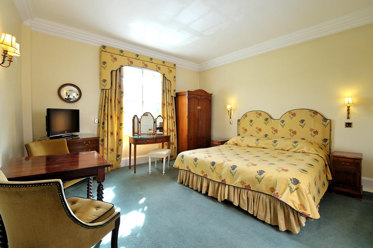 The French Horn Hotel Reading Kültér fotó